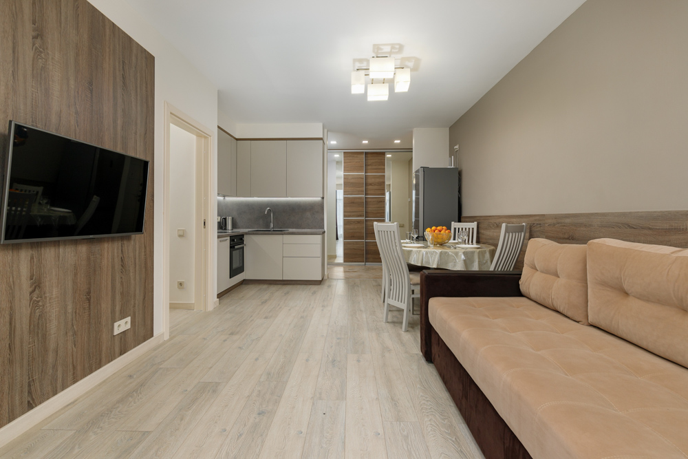 Queen. 2 Bed Room Apartment с балконом